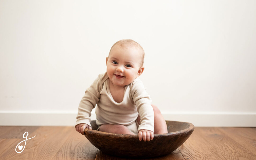 A Piccoli Passi: il primo anno di tuo figlio in 12 scatti